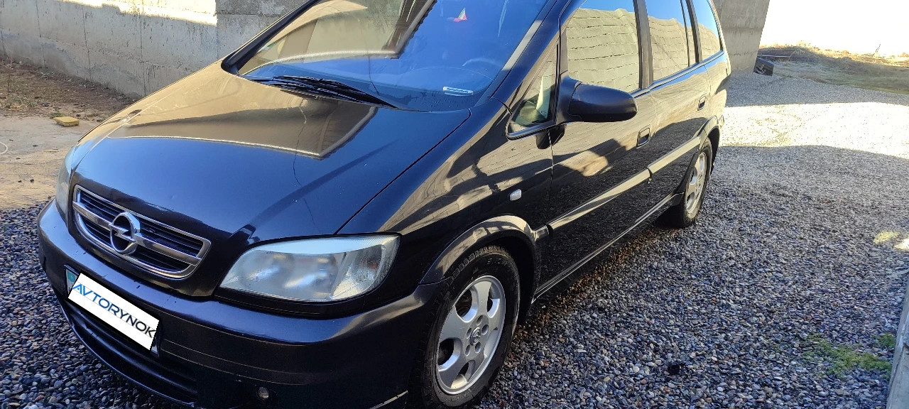 Opel Zafira, 2004