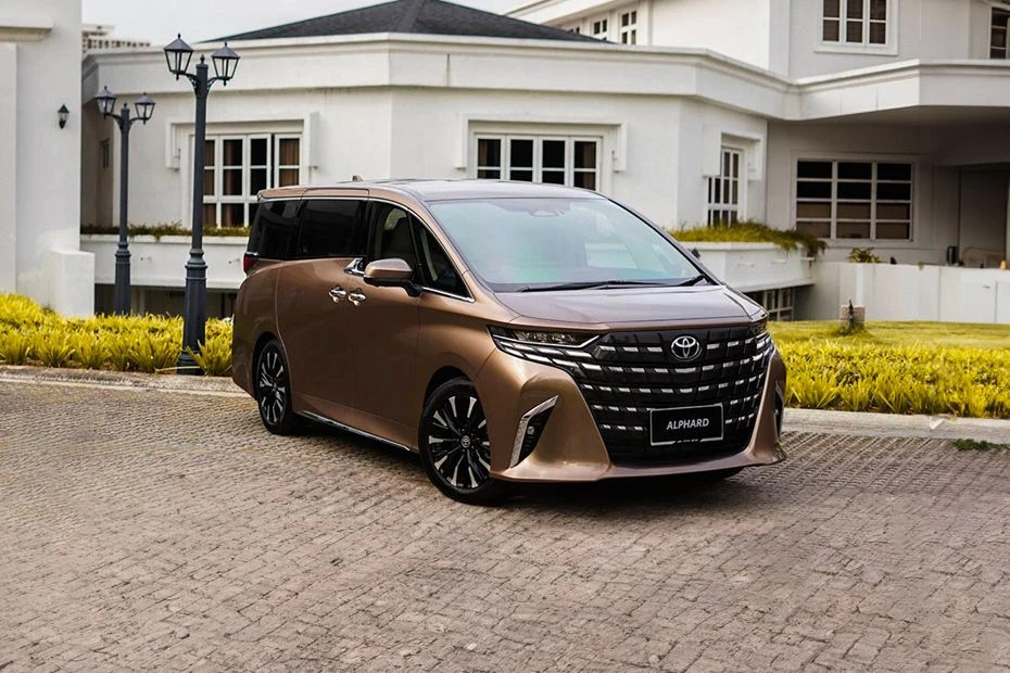 Toyota Alphard, 2025