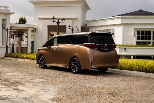 Toyota Alphard 2025 года