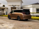 Toyota Alphard 2025 года