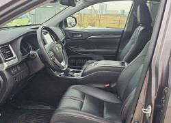Toyota Highlander 2019 года