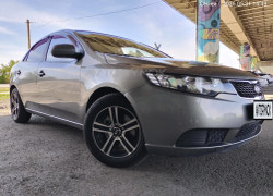 Kia Cerato 2012 года