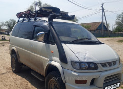 Mitsubishi Delica 1995 года