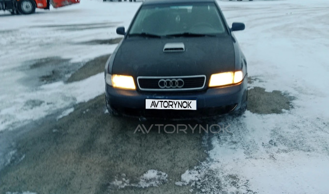 Audi A4 1996 года