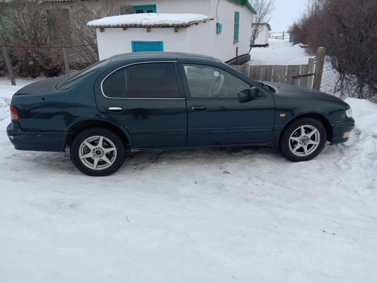 Nissan Maxima, 1995