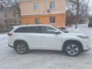 Toyota Highlander 2017 года