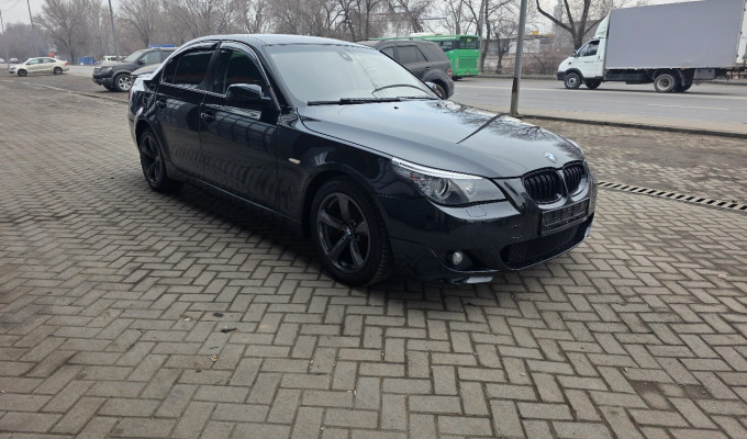 BMW 5 серия 2009 года