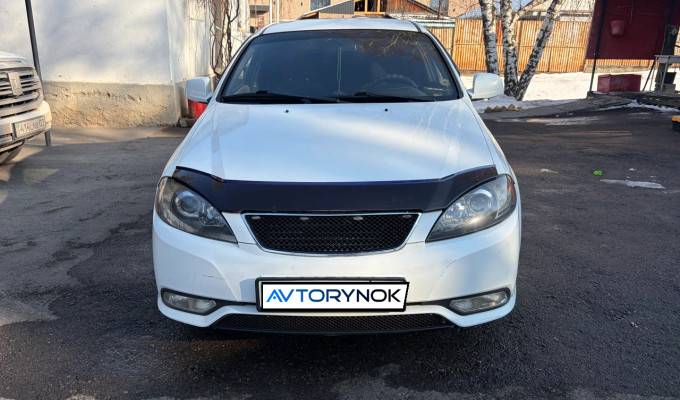 Daewoo Gentra 2014 года