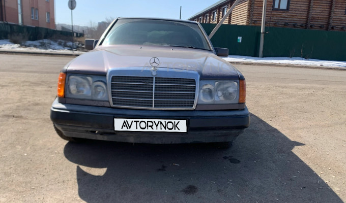 Mercedes-Benz E-Класс 1991 года