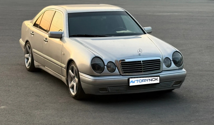 Mercedes-Benz E-Класс 1996 года