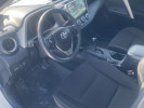 Toyota RAV4 2015 года