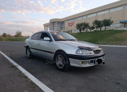 Toyota Avensis 1999 года