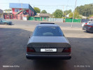 Mercedes-Benz E-Класс 1993 года