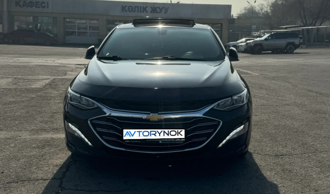 Chevrolet Malibu 2020 года