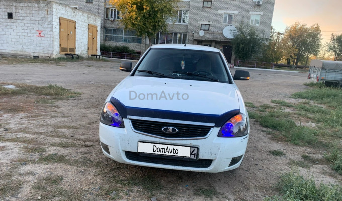ВАЗ (Lada) Priora 2013 года