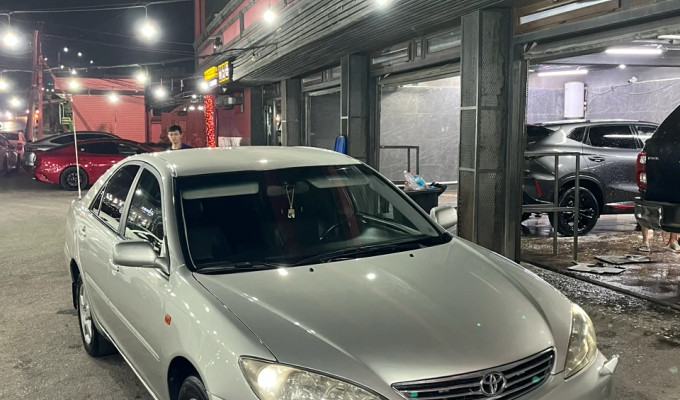 Toyota Camry 2005 года