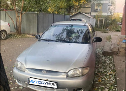 Hyundai Accent 1998 года