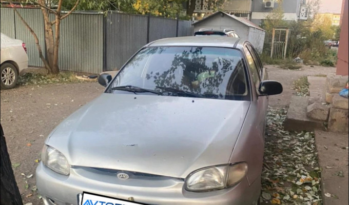 Hyundai Accent 1998 года