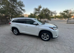 Toyota Highlander 2016 года