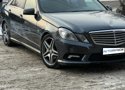 Mercedes-Benz E-Класс 2011 года