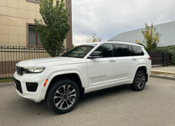 Jeep Grand Cherokee 2021 года