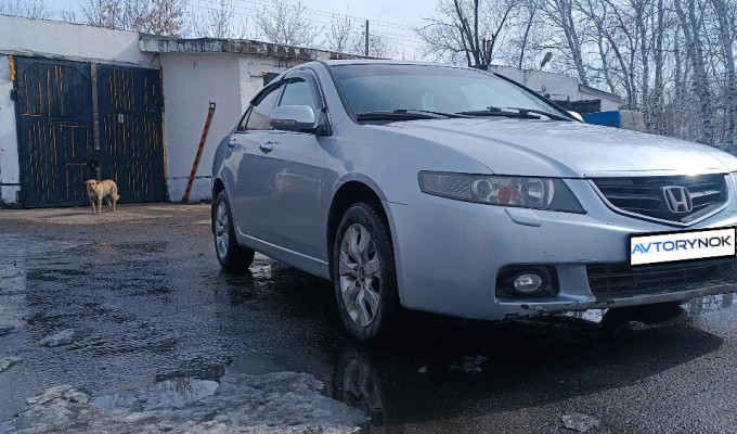 Honda Accord 2003 года