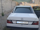Mercedes-Benz E-Класс 1989 года