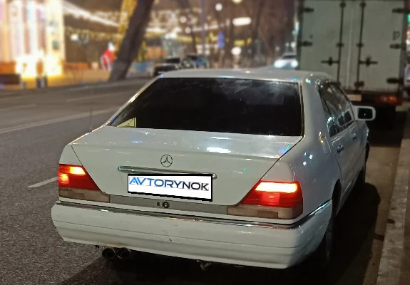 Mercedes-Benz S-Класс 1993 года