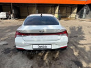 Hyundai Elantra 2022 года