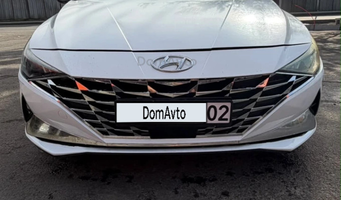 Hyundai Elantra 2022 года