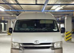 Toyota Hiace 2014 года