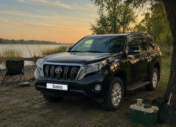 Toyota Land Cruiser Prado 2017 года