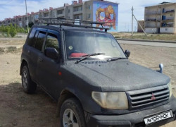 Mitsubishi Pajero 1998 года