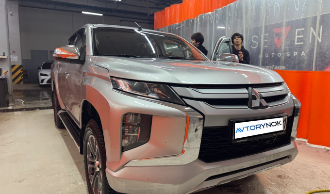 Mitsubishi L200 2021 года