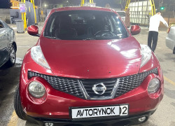 Nissan Juke 2012 года