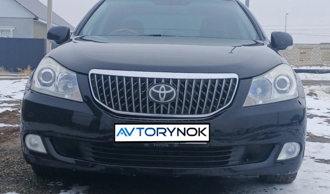 Toyota Crown Majesta 2010 года