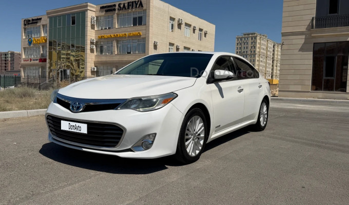 Toyota Avalon 2015 года