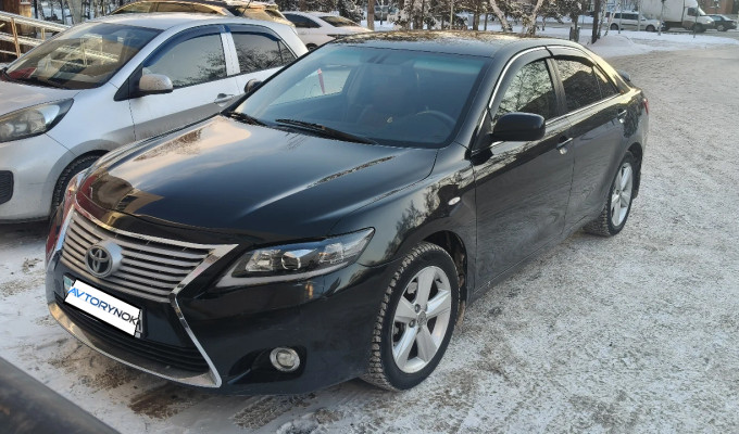Toyota Camry 2006 года