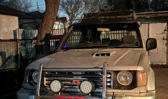 Mitsubishi Pajero 1996 года