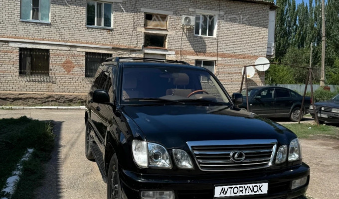 Lexus LX 2003 года