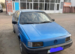 Volkswagen Passat 1992 года