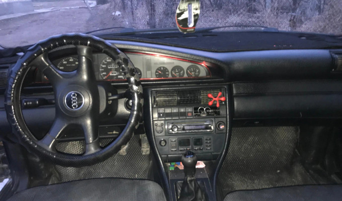 Audi 100 1993 года