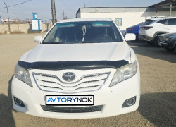 Toyota Camry 2010 года