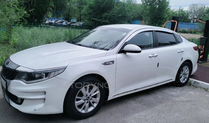 Kia K5 2017 года