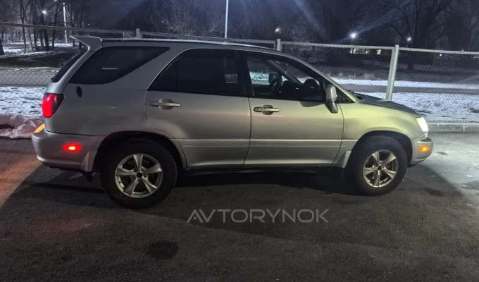 Lexus RX 1998 года
