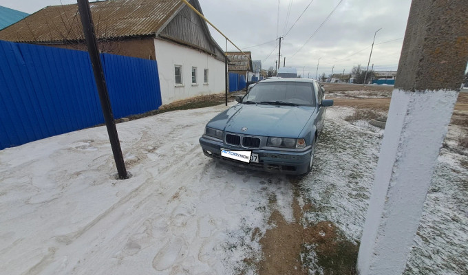 BMW 3 серия 1994 года