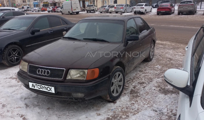 Audi 100 1992 года