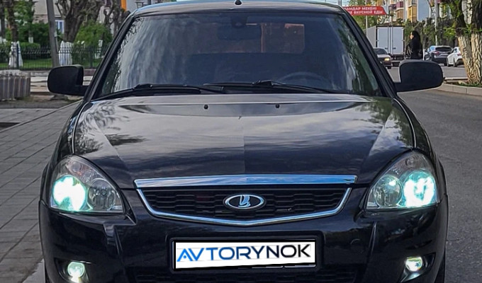 ВАЗ (Lada) Priora 2013 года