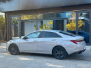 Hyundai Elantra 2022 года