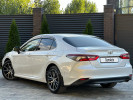 Toyota Camry 2023 года